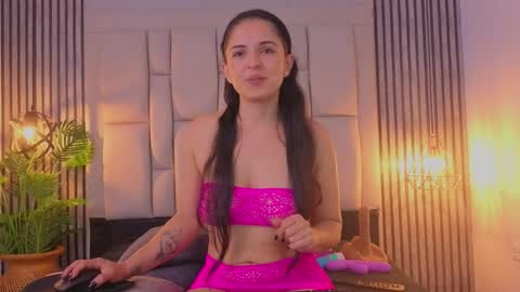 Snapshot of bryonycute chatting on December 2025 11:39:02 AM BRYONY online show from December 2025 11:39:02 AM