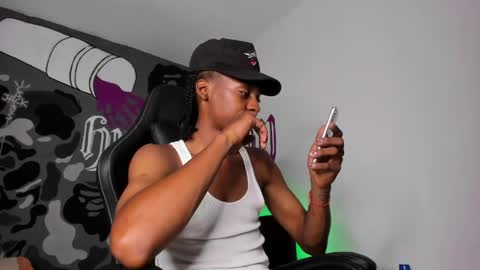 Snapshot of bryxon777 chatting on April 2026 09:12:02 PM BRYSON online show from April 2026 09:12:02 PM