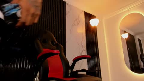 Bryxon  online show from February 2025 03:56:02 AM