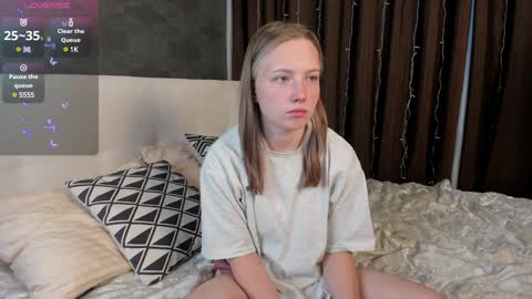 Sabrina  online show from January 2025 05:05:01 AM