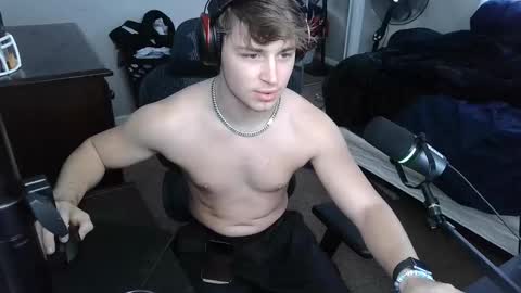 Snapshot of bubblebuttbdn chatting on November 2025 08:08:01 PM BubblebuttBdn online show from November 2025 08:08:01 PM