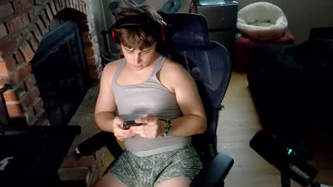 Snapshot of bubblebuttbdn chatting on June 2026 10:35:02 PM BubblebuttBdn online show from June 2026 10:35:02 PM