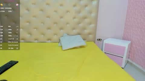 Snapshot of bubblex_ chatting on June 2026 01:15:02 PM online show from June 2026 01:15:02 PM
