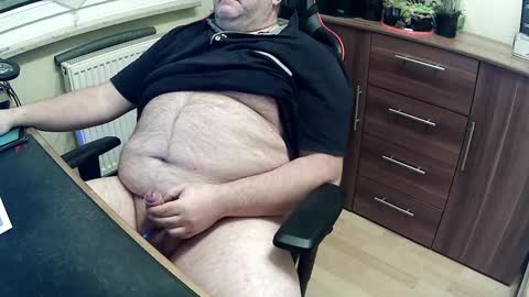 Snapshot of buchs25 chatting on December 2024 06:31:01 PM buchs25 online show from December 2024 06:31:01 PM