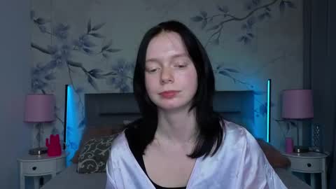 Leona online show from March 2026 12:38:01 AM