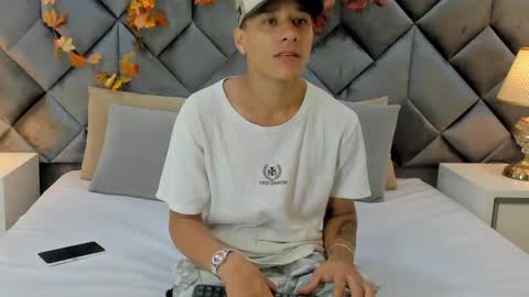 Buda y Cataleya online show from November 2025 03:44:02 PM