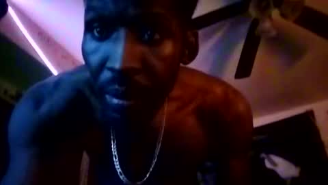 buddylovex online show from April 2026 06:22:02 AM