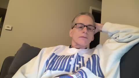 Snapshot of budman004 chatting on March 2026 12:43:01 AM budman004 online show from March 2026 12:43:01 AM