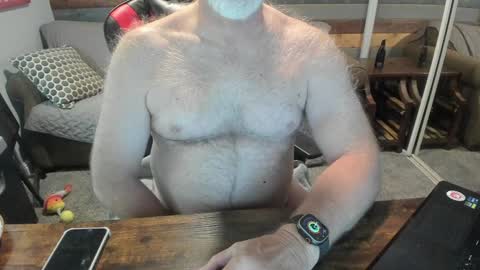 Snapshot of budnsocalii chatting on December 2024 06:43:02 PM Bud online show from December 2024 06:43:02 PM