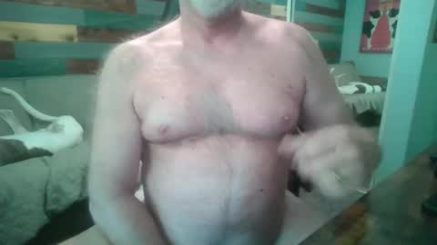 Snapshot of budnsocalii chatting on March 2026 06:14:02 PM Bud online show from March 2026 06:14:02 PM