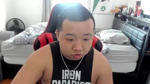 buffsexyman24 online show from March 2025 03:05:01 PM