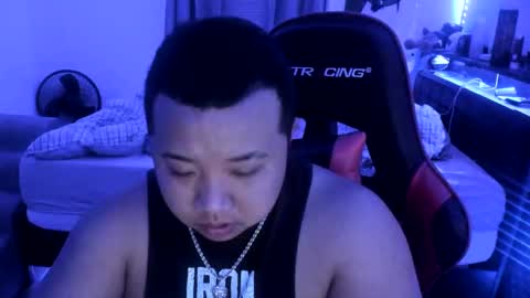 buffsexyman24 online show from March 2025 11:56:02 PM