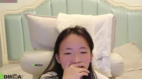 Sandy----xx online show from April 2026 03:17:01 PM