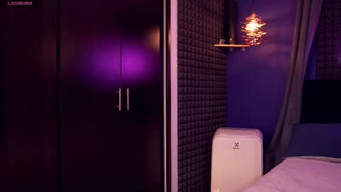 Bunny and The Rock online show from January 2026 10:42:02 AM