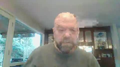 Snapshot of bulldog302w chatting on February 2025 12:15:02 PM bulldog302w online show from February 2025 12:15:02 PM