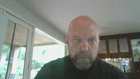 Snapshot of bulldog302w chatting on September 2025 04:30:01 PM bulldog302w online show from September 2025 04:30:01 PM