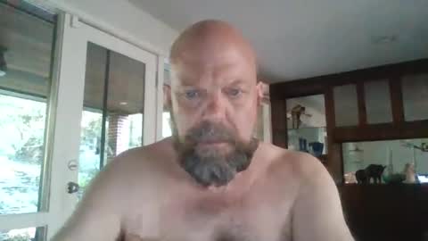 Snapshot of bulldog302w chatting on July 2026 11:22:02 PM bulldog302w online show from July 2026 11:22:02 PM
