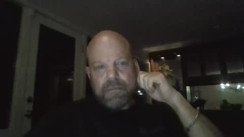 Snapshot of bulldog302w chatting on July 2026 02:38:02 AM bulldog302w online show from July 2026 02:38:02 AM