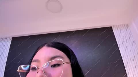 Snapshot of bumyrose chatting on February 2026 04:27:01 AM BumyRose online show from February 2026 04:27:01 AM