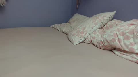Snapshot of bunny_nextdoor chatting on January 2025 01:00:02 AM Bunny  Miss me Online every day here -  online show from January 2025 01:00:02 AM