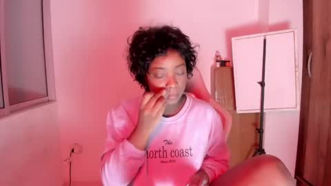 Snapshot of bunny_secrets chatting on May 2026 11:47:01 PM Isa online show from May 2026 11:47:01 PM
