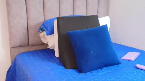 Carolina online show from January 2025 06:22:01 AM