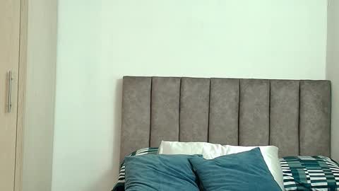 Carolina online show from March 2026 04:39:01 AM