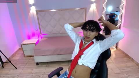 Bunny  online show from December 2025 12:11:02 PM