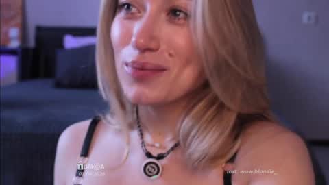 B U N N Y online show from April 2026 04:24:01 AM