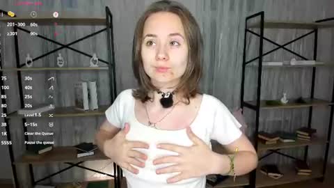 Snapshot of bunnyvice chatting on June 2026 07:20:01 PM Lizy online show from June 2026 07:20:01 PM