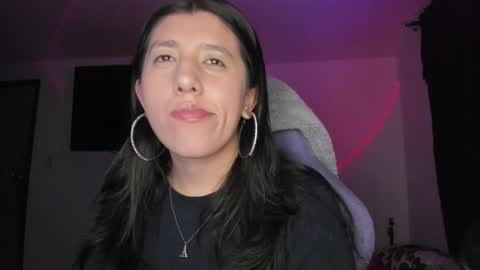 Jess online show from May 2026 02:17:01 AM
