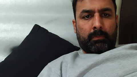 Hairy Arabian online show from December 2025 09:47:02 AM