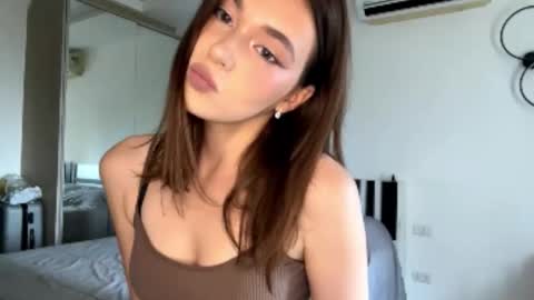 Snapshot of burmahimes chatting on February 2026 05:49:01 AM Nica online show from February 2026 05:49:01 AM