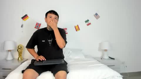 Snapshot of burning_diamond__ chatting on June 2026 11:42:01 AM Nova and Sammy online show from June 2026 11:42:01 AM