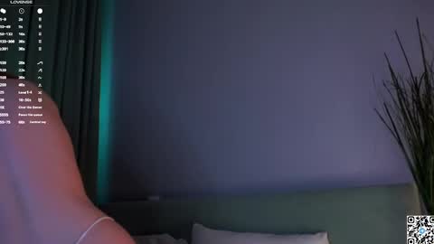 Jessica online show from February 2025 05:20:02 PM