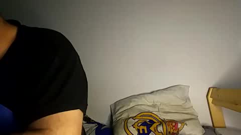 Snapshot of bury703709 chatting on January 2025 02:08:01 PM Creazy dad online show from January 2025 02:08:01 PM