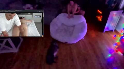 busy40somethingcpl online show from November 2025 04:46:02 AM