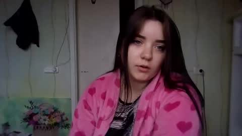 butterfly18988 online show from November 2025 09:10:01 AM