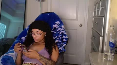 butterfly booty online show from May 2026 12:16:02 AM