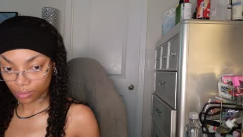 butterfly booty online show from May 2026 01:07:02 PM