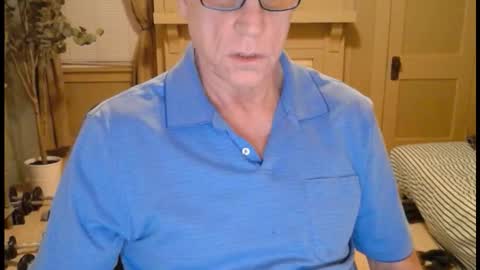 Snapshot of buttnakedfun954737 chatting on January 2026 10:41:02 AM Miles online show from January 2026 10:41:02 AM
