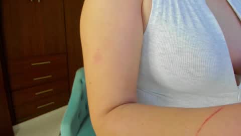 Rosse online show from February 2025 06:43:02 PM