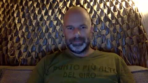 Snapshot of buurman1982isback chatting on September 2025 09:26:01 PM buurman1982isback online show from September 2025 09:26:01 PM