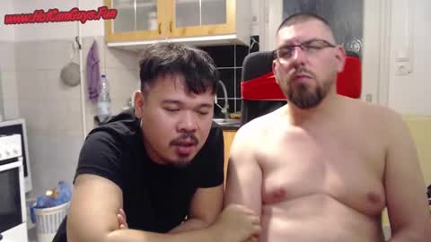 Snapshot of bux404 chatting on January 2025 01:21:02 AM Pete online show from January 2025 01:21:02 AM