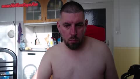 Snapshot of bux404 chatting on January 2025 10:15:02 AM Pete online show from January 2025 10:15:02 AM