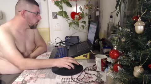 Snapshot of bux404 chatting on January 2025 05:11:02 PM Pete online show from January 2025 05:11:02 PM