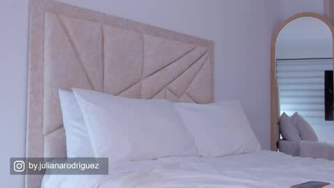    online show from April 2026 11:44:01 PM