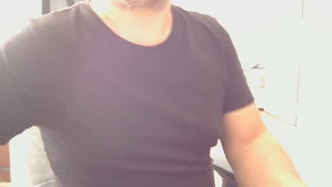 Snapshot of bydevils chatting on October 2025 08:34:01 AM bydevils online show from October 2025 08:34:01 AM