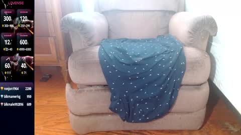 Snapshot of bygd334 chatting on February 2026 06:04:01 PM biggdw79 online show from February 2026 06:04:01 PM