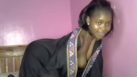 C--trish online show from November 2025 10:43:02 PM